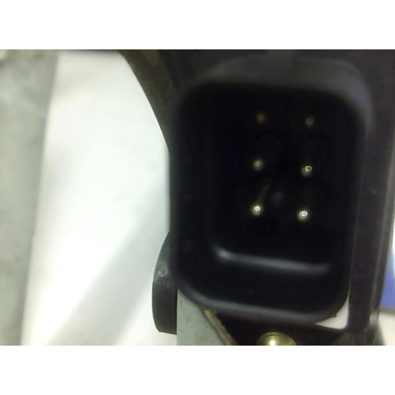 Leve vitre electrique avant droit OPEL CORSA B Photo n°2