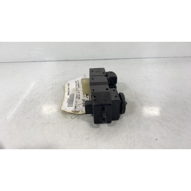 Interrupteur de leve vitre avant gauche HYUNDAI SATELLITE 1 Photo n°3