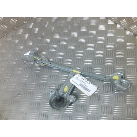 Leve vitre mecanique arriere droit OPEL ASTRA H Photo n°1