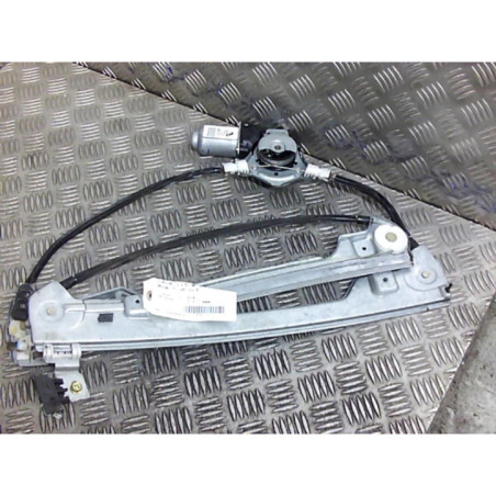 Leve vitre electrique avant droit NISSAN PRIMERA 4 Photo n°1