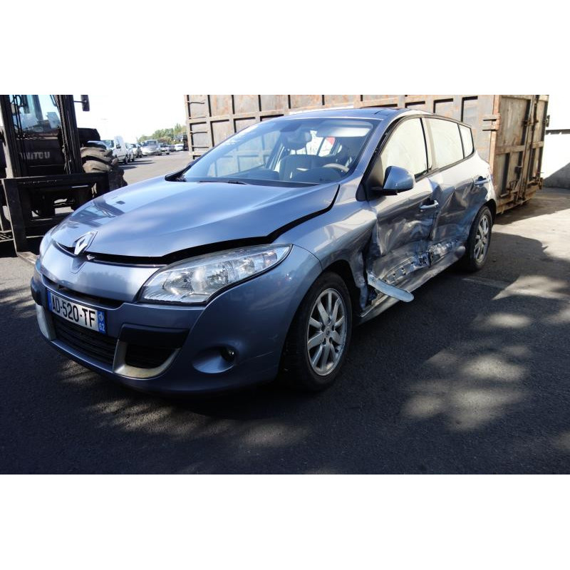 Ecran GPS RENAULT MEGANE 3 Photo n°4