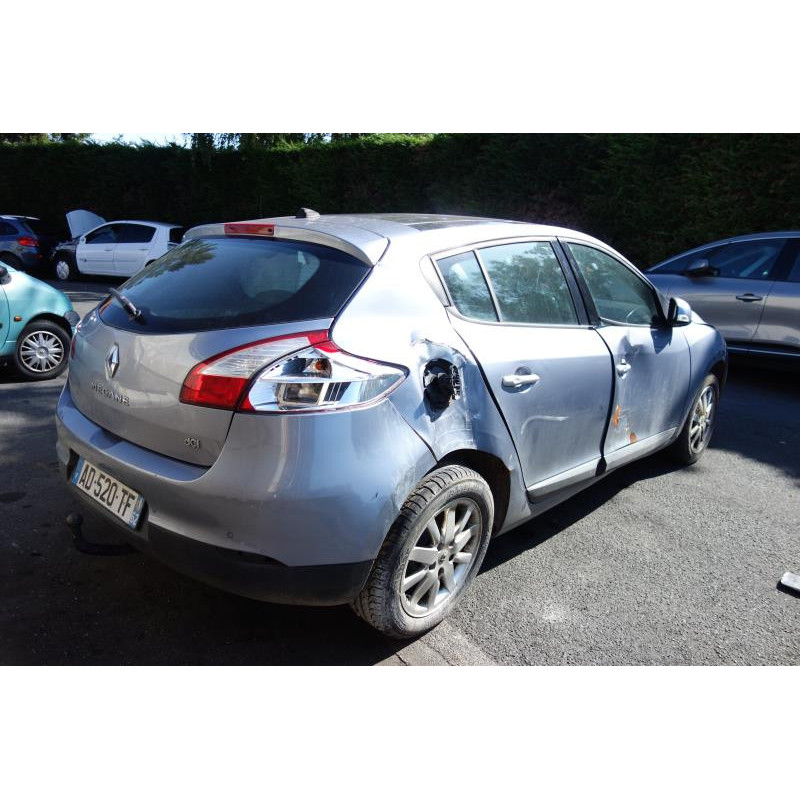 Ecran GPS RENAULT MEGANE 3 Photo n°6