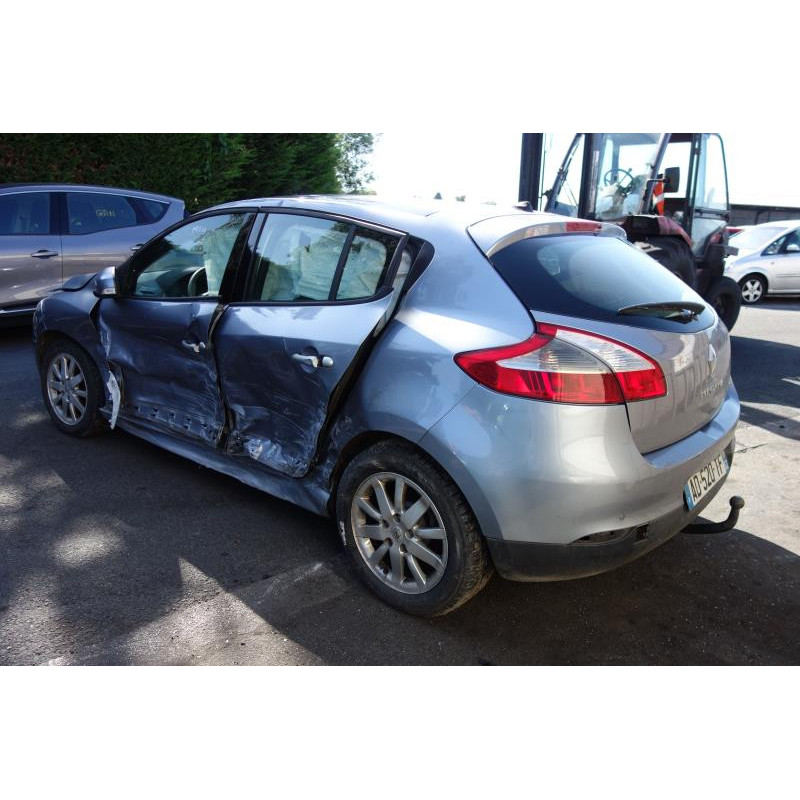 Ecran GPS RENAULT MEGANE 3 Photo n°7