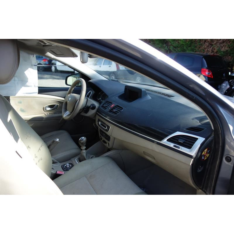 Ecran GPS RENAULT MEGANE 3 Photo n°8