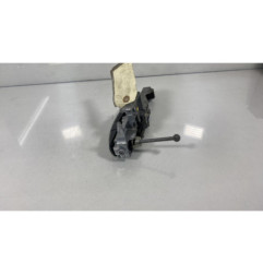Poignee porte avant gauche PEUGEOT 208 1