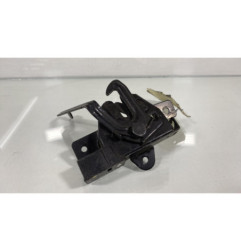 Fermeture de capot HYUNDAI I 20 1 Photo n°1