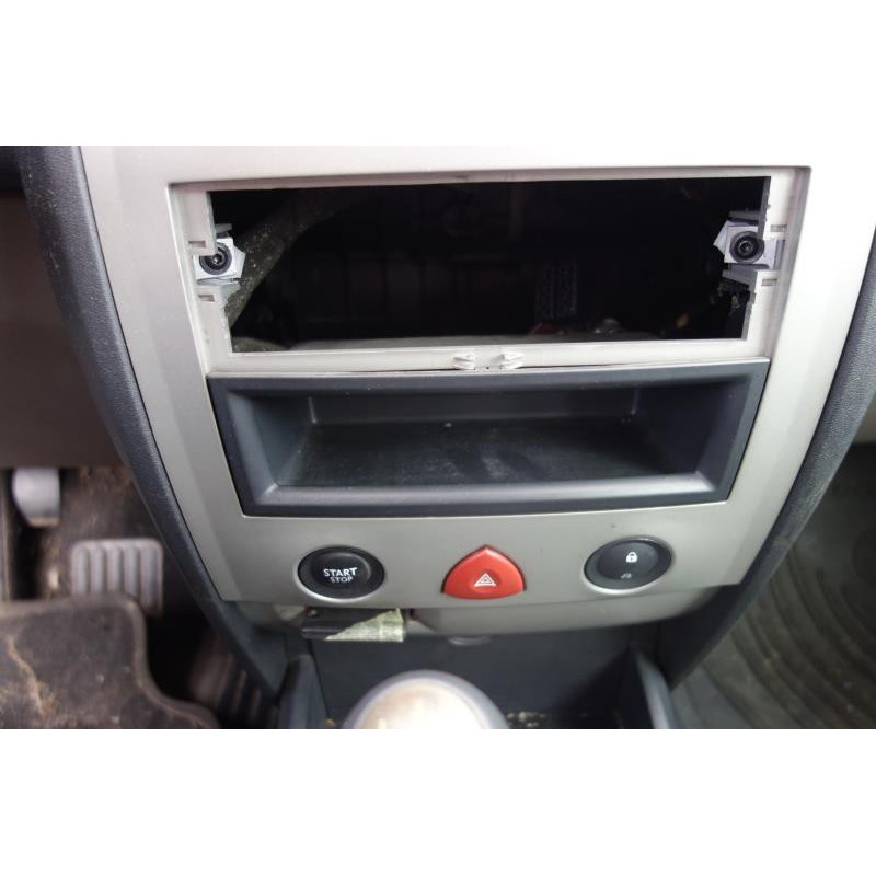 Porte arriere gauche RENAULT MEGANE 2 Photo n°9
