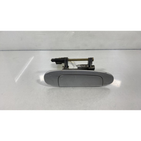 Poignee porte arriere droit TOYOTA YARIS 1 Photo n°1