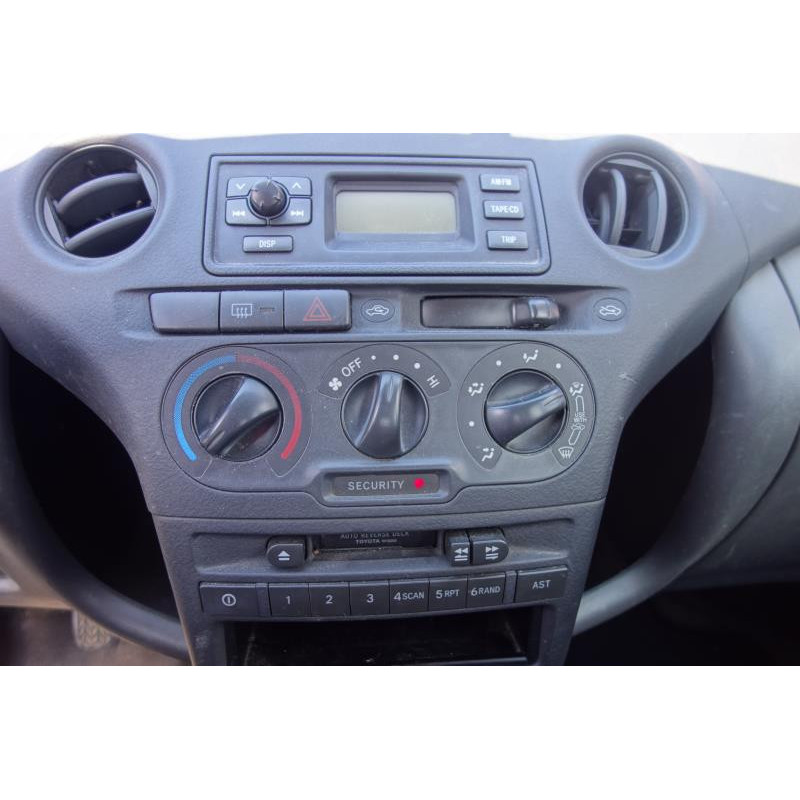 Poignee porte arriere droit TOYOTA YARIS 1 Photo n°9