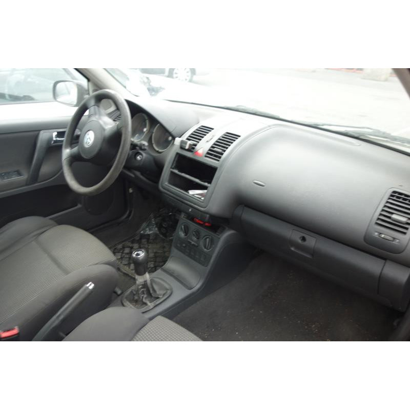 Renfort pare choc avant (traverse) VOLKSWAGEN POLO 3 Photo n°6