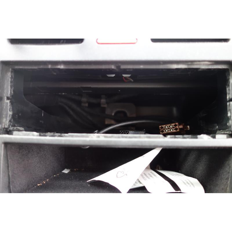 Renfort pare choc avant (traverse) VOLKSWAGEN POLO 3 Photo n°7
