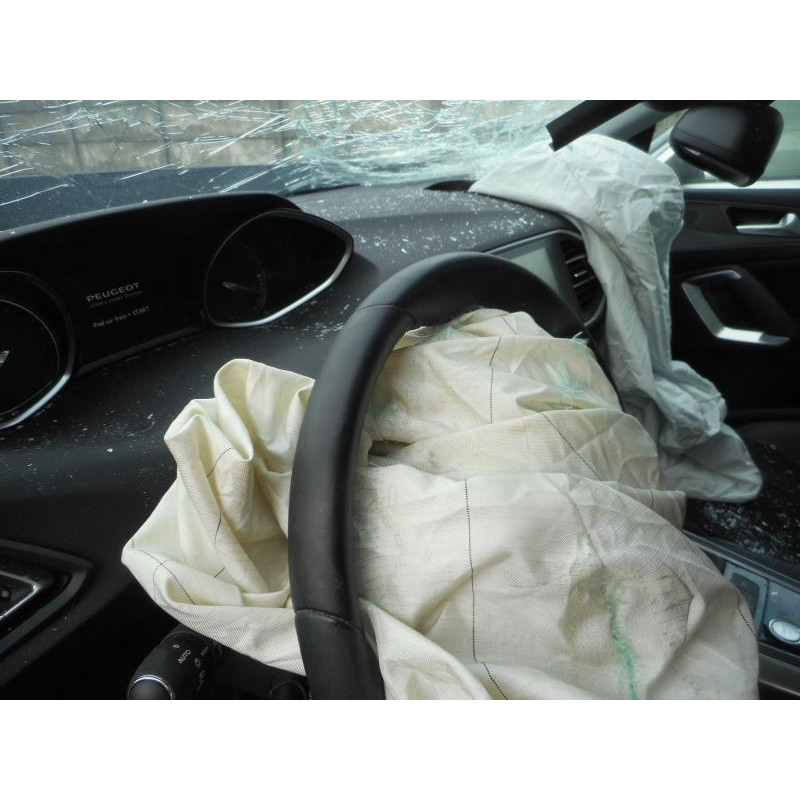 Serrure avant gauche PEUGEOT 308 2 SW Photo n°10