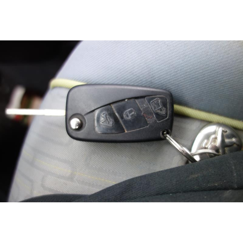 Pompe lave glace avant PEUGEOT BIPPER Photo n°9
