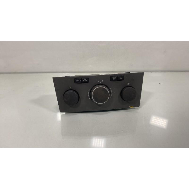 Commande chauffage OPEL ZAFIRA B Photo n°1