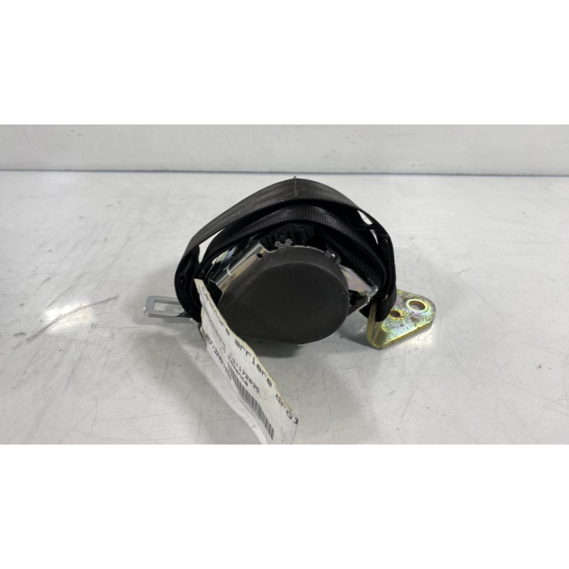 Ceinture arriere droit VOLKSWAGEN GOLF 5 Photo n°3