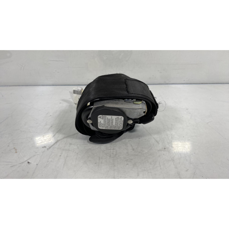 Pretensionneur de ceinture avant gauche VOLKSWAGEN GOLF 5 Photo n°1