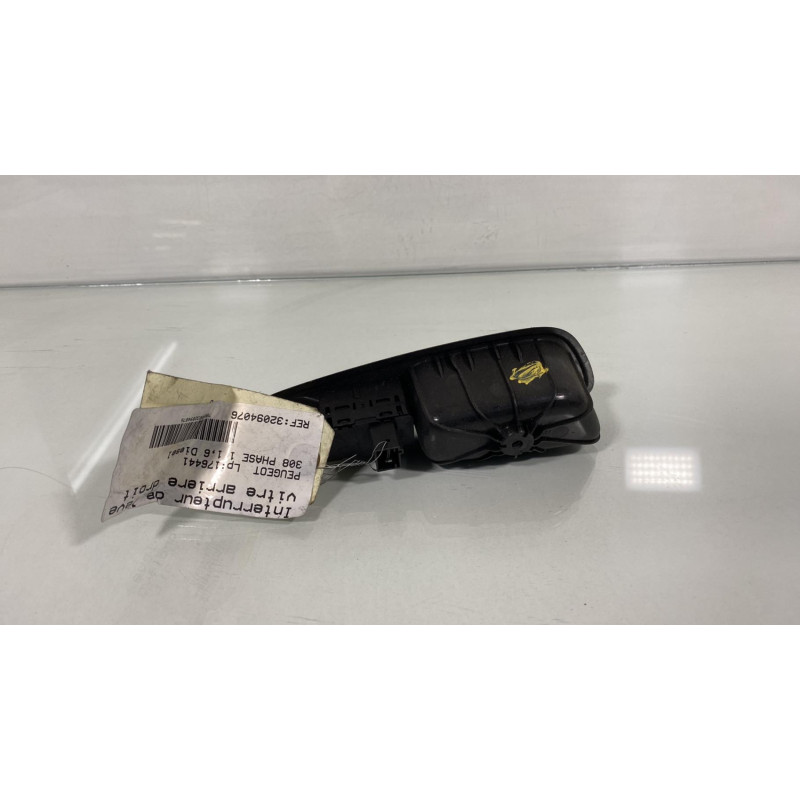 Interrupteur de leve vitre arriere droit PEUGEOT 308 1 Photo n°3