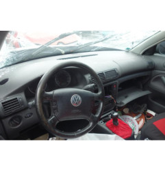 Porte avant droit VOLKSWAGEN PASSAT 4