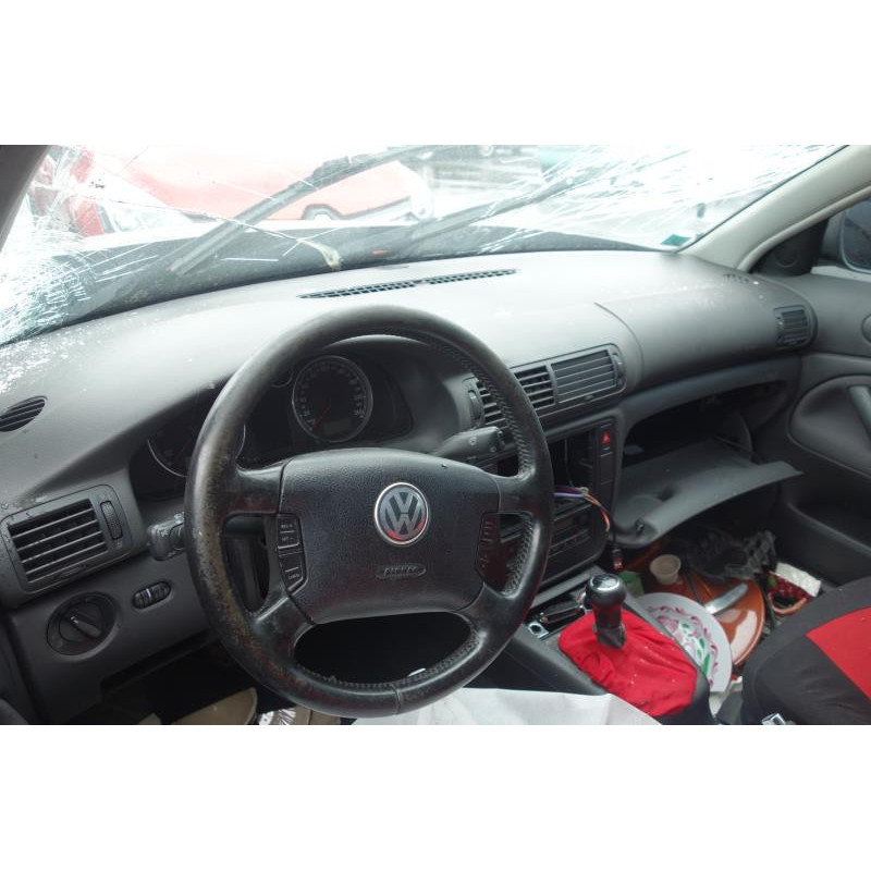 Porte avant droit VOLKSWAGEN PASSAT 4 Photo n°11