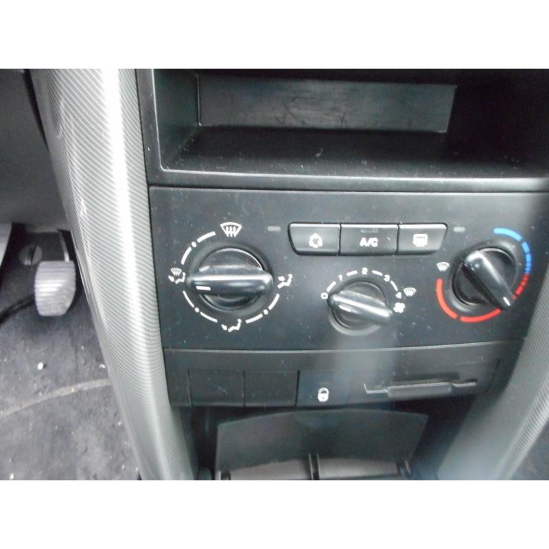 Com (Bloc Contacteur Tournant+Commodo Essuie Glace+Commodo Phare) PEUGEOT 207 Photo n°18