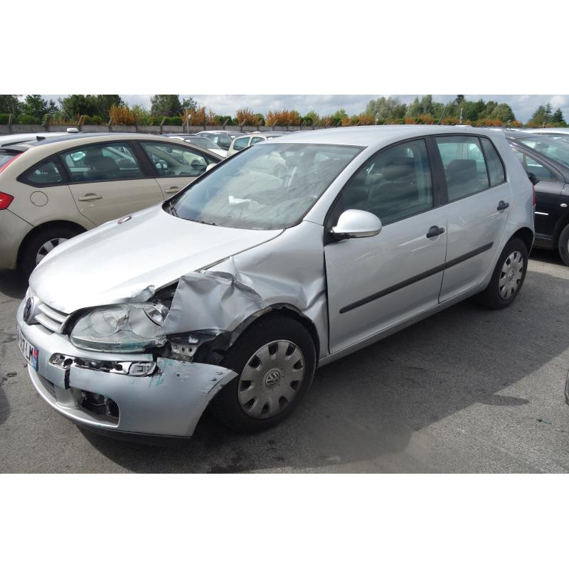 Vitre avant droit VOLKSWAGEN GOLF 5 Photo n°1
