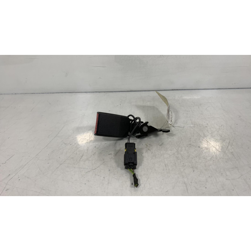 Attache ceinture arriere droit PEUGEOT 207 Photo n°2