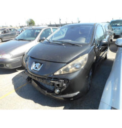 Attache ceinture arriere droit PEUGEOT 207
