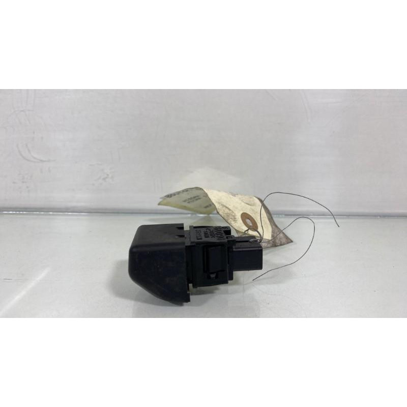 Bouton de warning NISSAN MICRA 3 Photo n°2