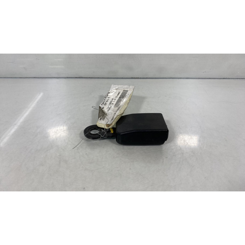 Attache ceinture arriere droit PEUGEOT 207 Photo n°1