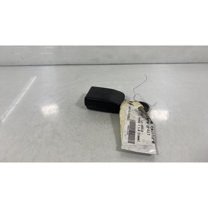 Attache ceinture arriere droit PEUGEOT 207 Photo n°3