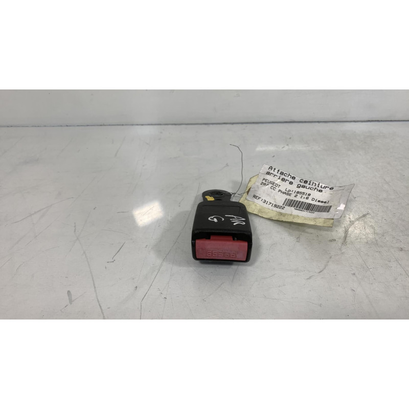 Attache ceinture arriere gauche PEUGEOT 207 Photo n°2
