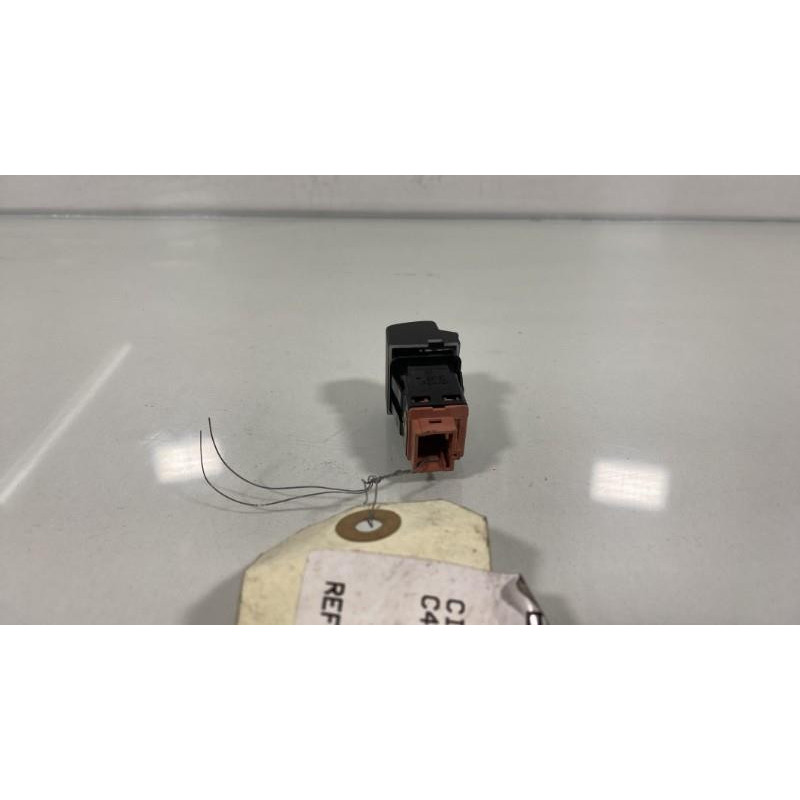 Bouton de warning CITROEN C4 GRAND PICASSO 2 Photo n°3