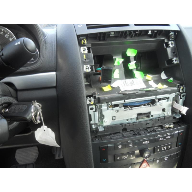 Porte avant gauche PEUGEOT 407 Photo n°10