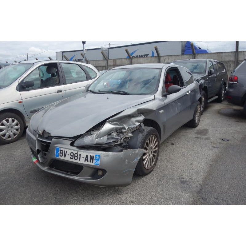 Poignee interieur avant droit ALFA ROMEO 147 Photo n°4