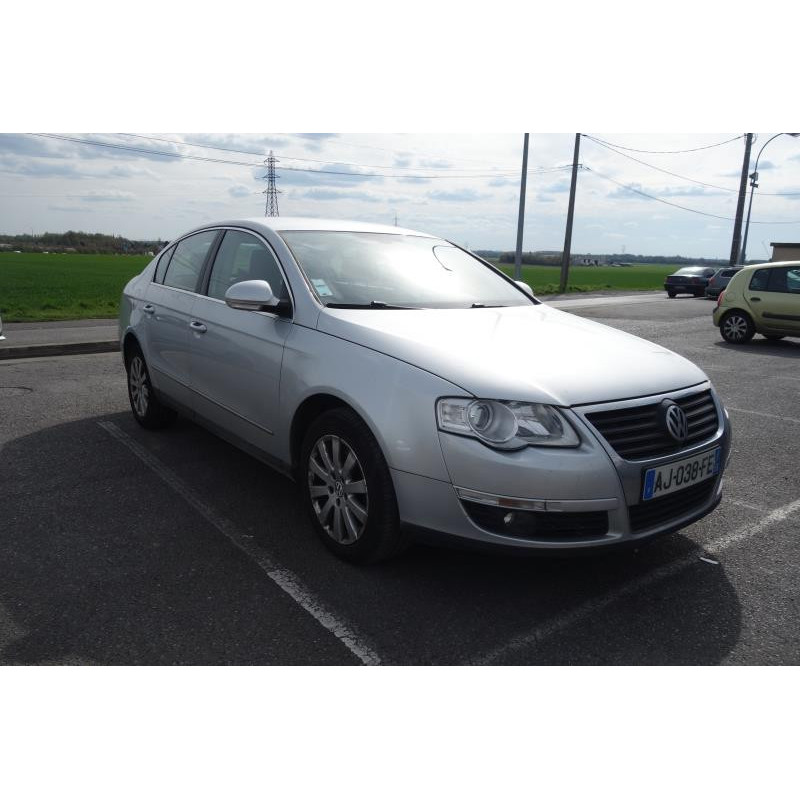 Pivot de moyeu avant gauche VOLKSWAGEN PASSAT 5 Photo n°2