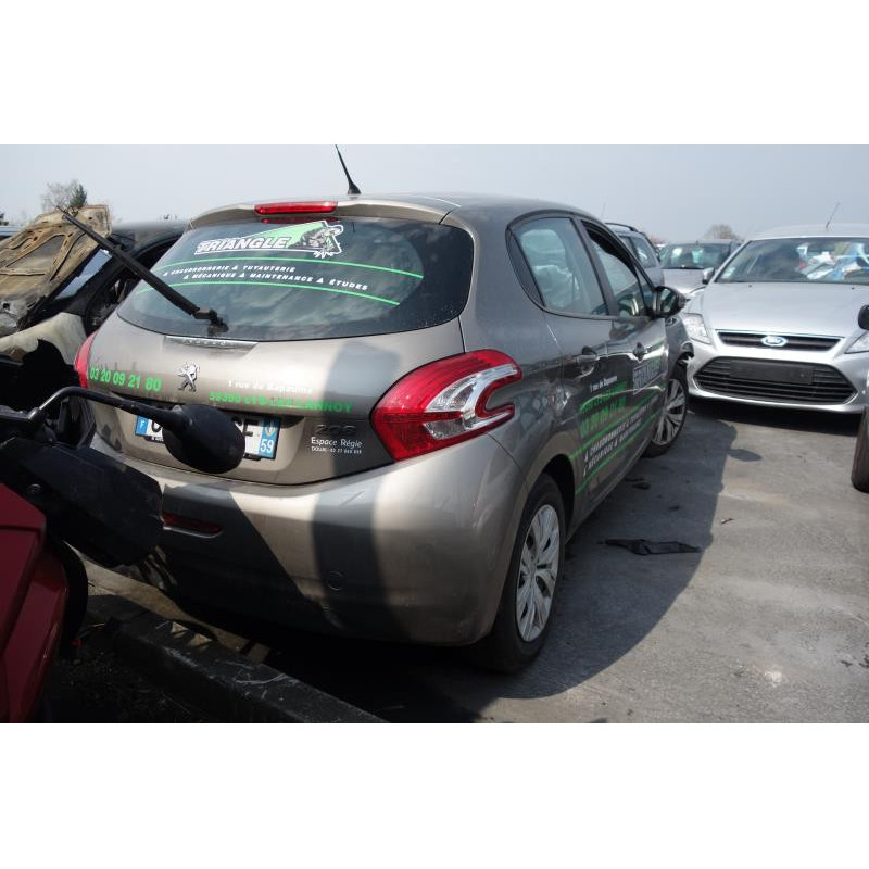 Arret de porte arriere droit PEUGEOT 208 1 Photo n°6