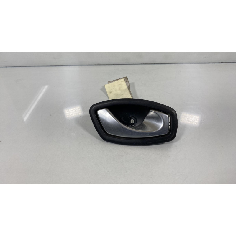 Poignee interieur arriere droit RENAULT CLIO 4 Photo n°1