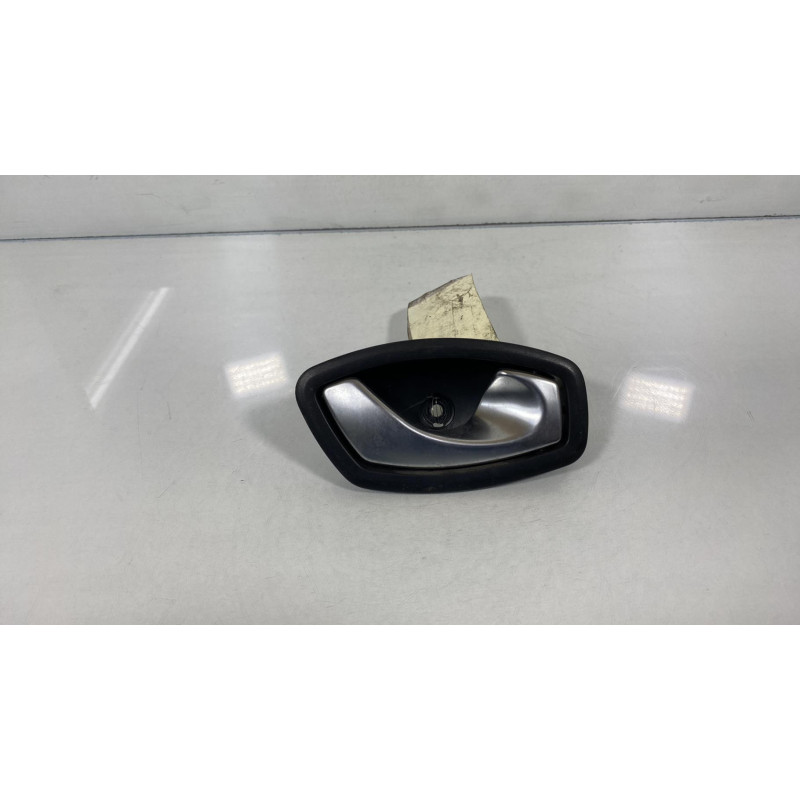 Poignee interieur avant droit RENAULT CLIO 4 Photo n°1