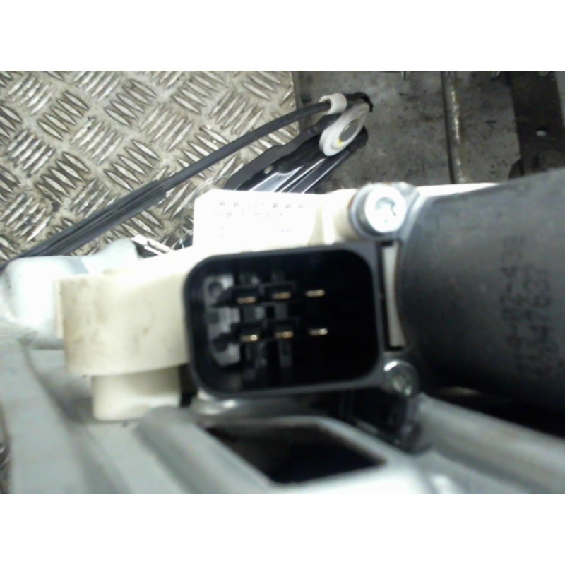 Leve vitre electrique avant droit MERCEDES CLASSE C 203 COUPE SPORT Photo n°2