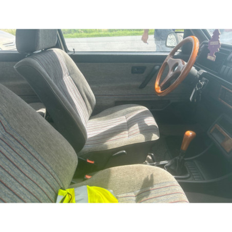 VOLKSWAGEN GOLF 2 1.6 - 8V Photo n°1
