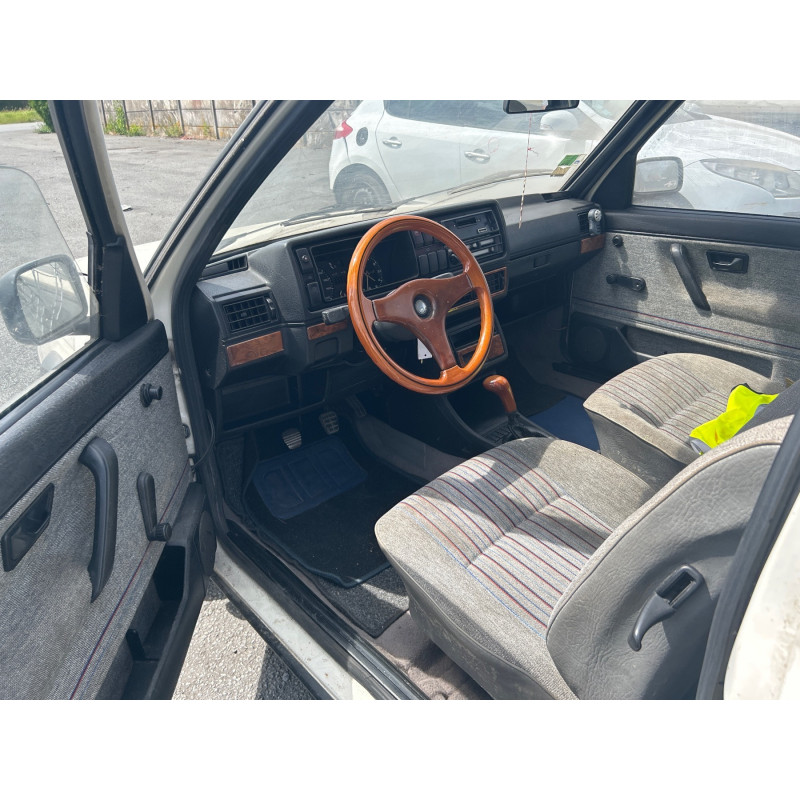 VOLKSWAGEN GOLF 2 1.6 - 8V Photo n°4