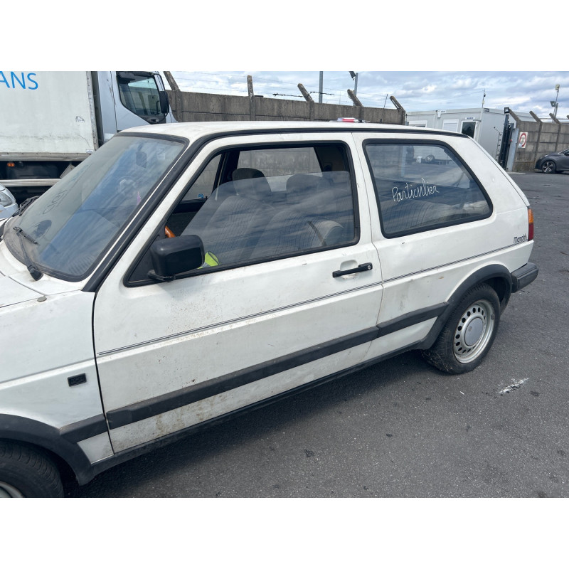 VOLKSWAGEN GOLF 2 1.6 - 8V Photo n°5