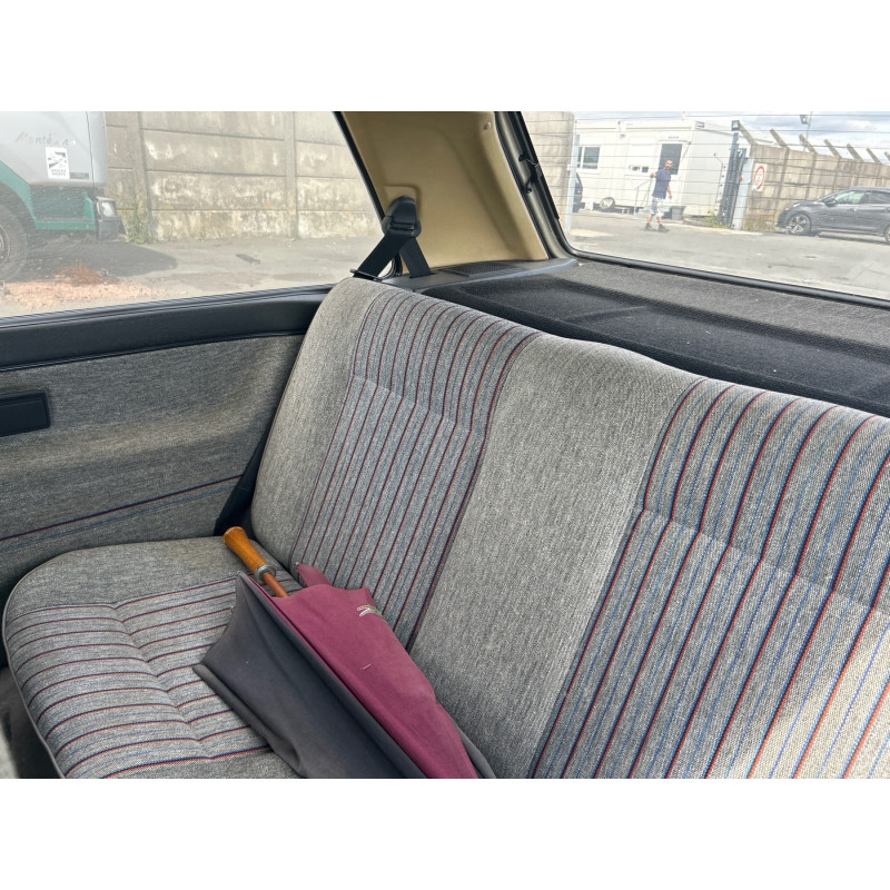 VOLKSWAGEN GOLF 2 1.6 - 8V Photo n°10