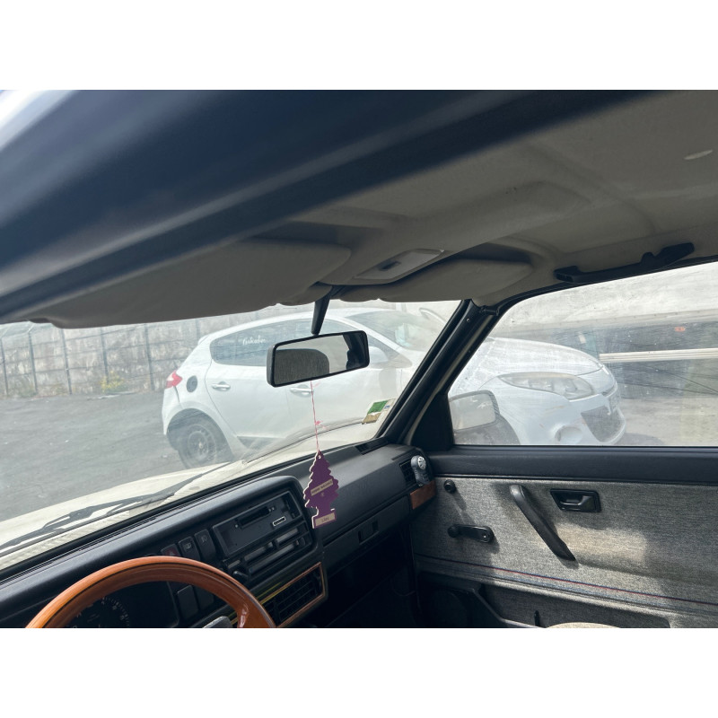 VOLKSWAGEN GOLF 2 1.6 - 8V Photo n°15