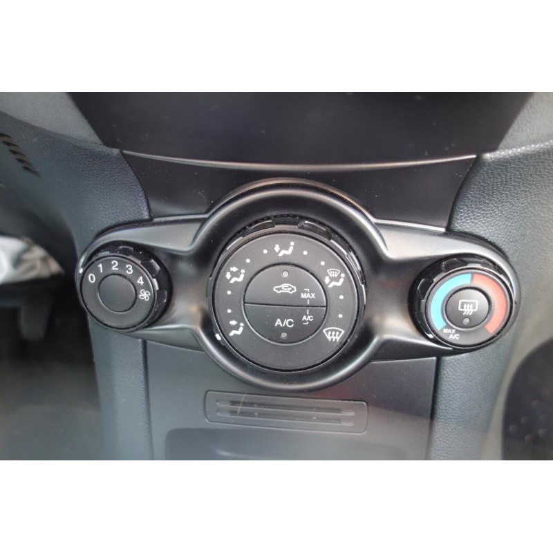 Pompe lave glace avant FORD FIESTA 6 Photo n°9