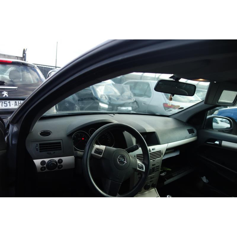 Poignee porte avant gauche OPEL ASTRA H Photo n°8