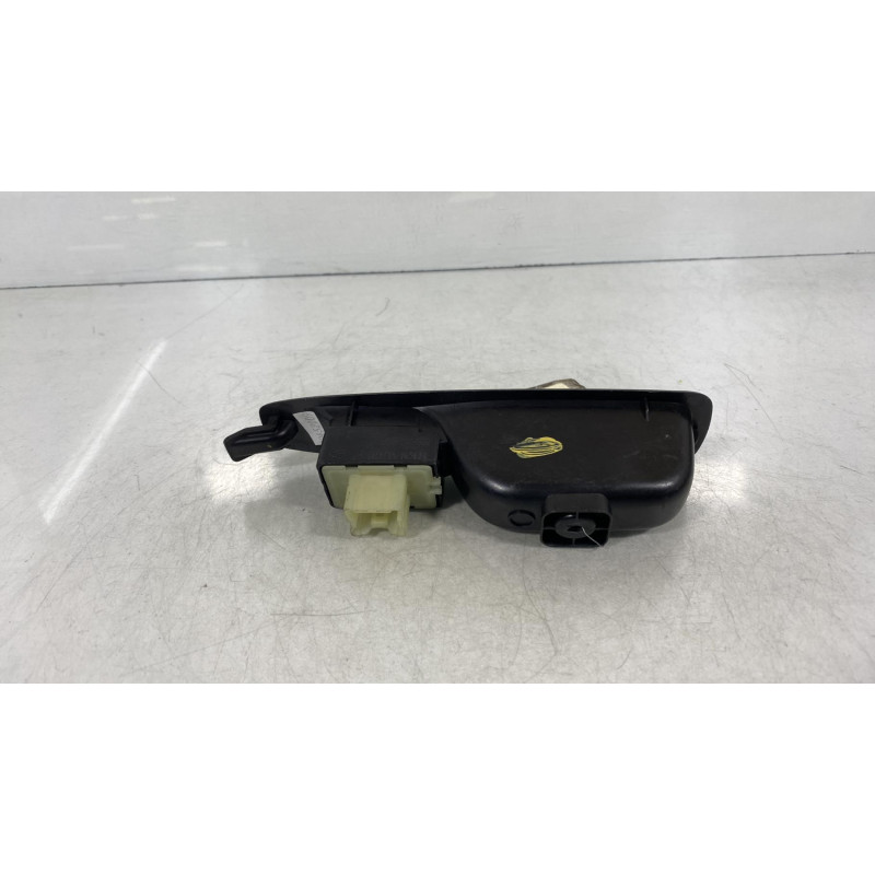 Interrupteur de leve vitre arriere droit RENAULT CAPTUR 1 Photo n°3