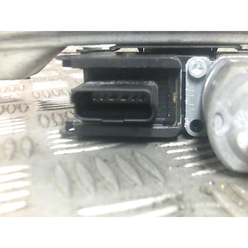 Leve vitre electrique arriere gauche PEUGEOT 308 1 Photo n°2