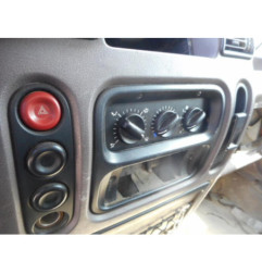 Poignee porte avant droit RENAULT MASTER 2