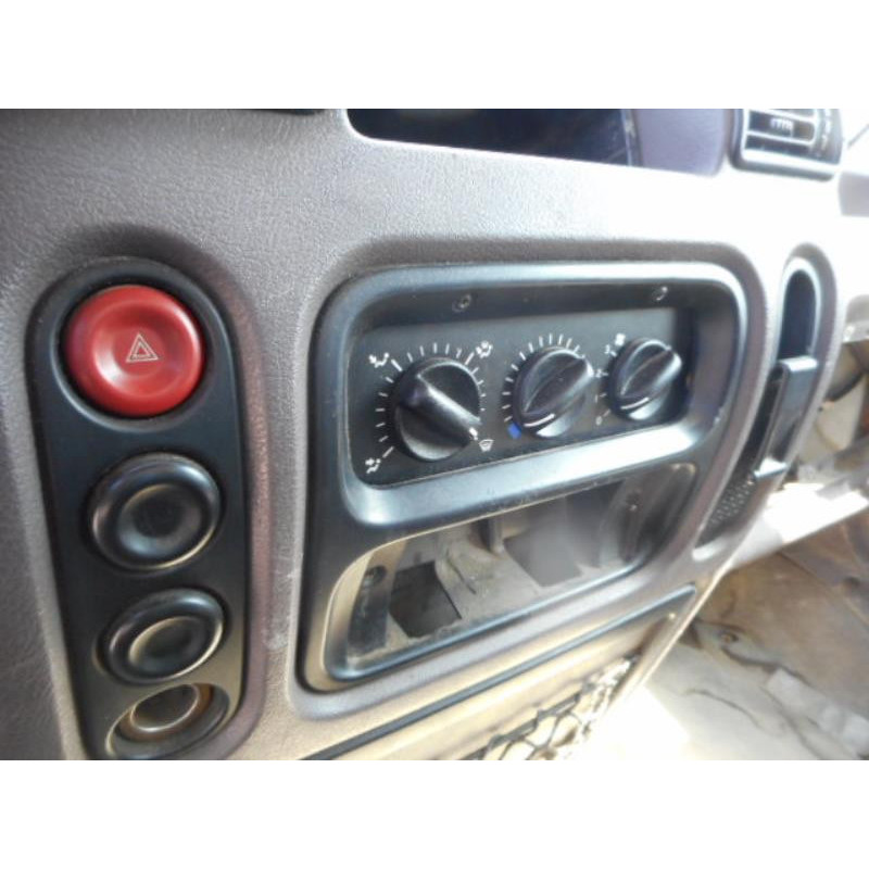 Poignee porte avant droit RENAULT MASTER 2 Photo n°10